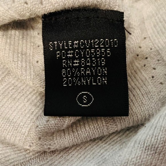 Cyrus Light Gray Sweater with Dolman Sleeves Size S - Picture 10 of 15